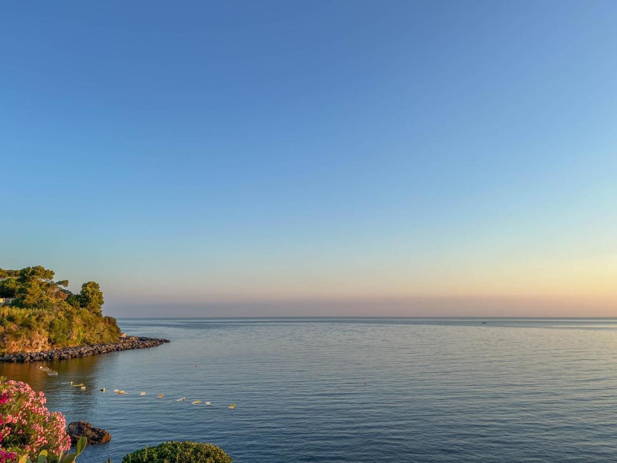 Nelinda Waterfront Accommodation Casamicciola Terme Zewnętrze zdjęcie